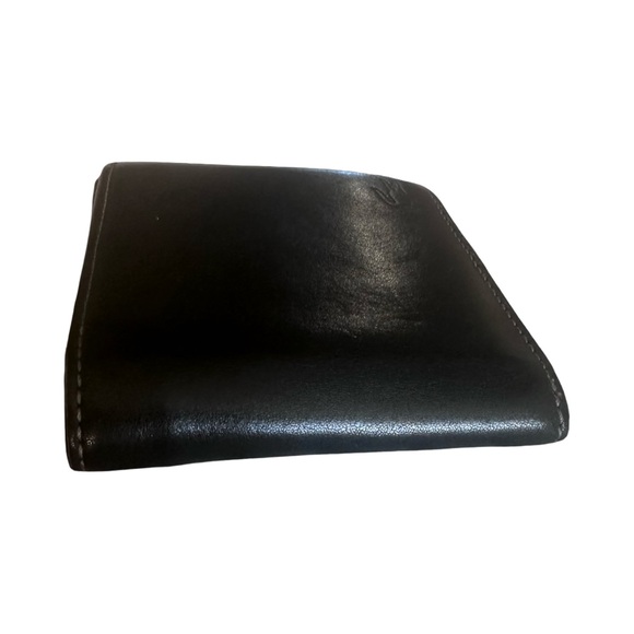 Lacoste Leather compact men's smooth kip leather crocodile logo. - Picture 9 of 15